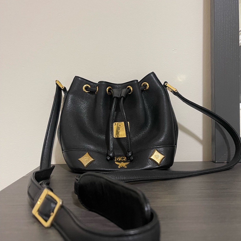Preloved Authenticated MCM leather crossbody bag